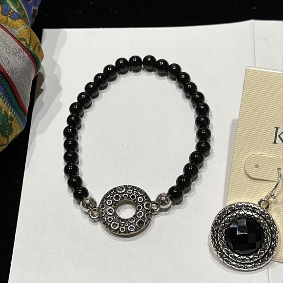 NWT 2 Pc Bundle New Kim Roger Earrings w/ Bracelet Silver Tone and Black - Picture 4 of 5